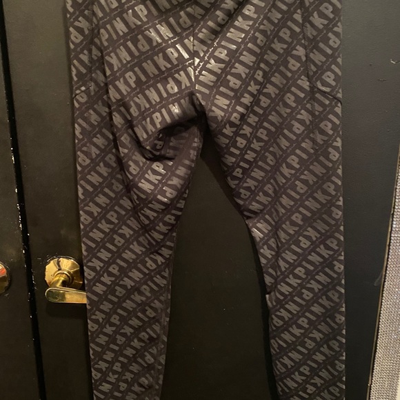 Love pink leggings - Picture 2 of 4